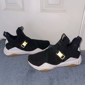 Puma Defy Mid Varsity Wmns Shoes